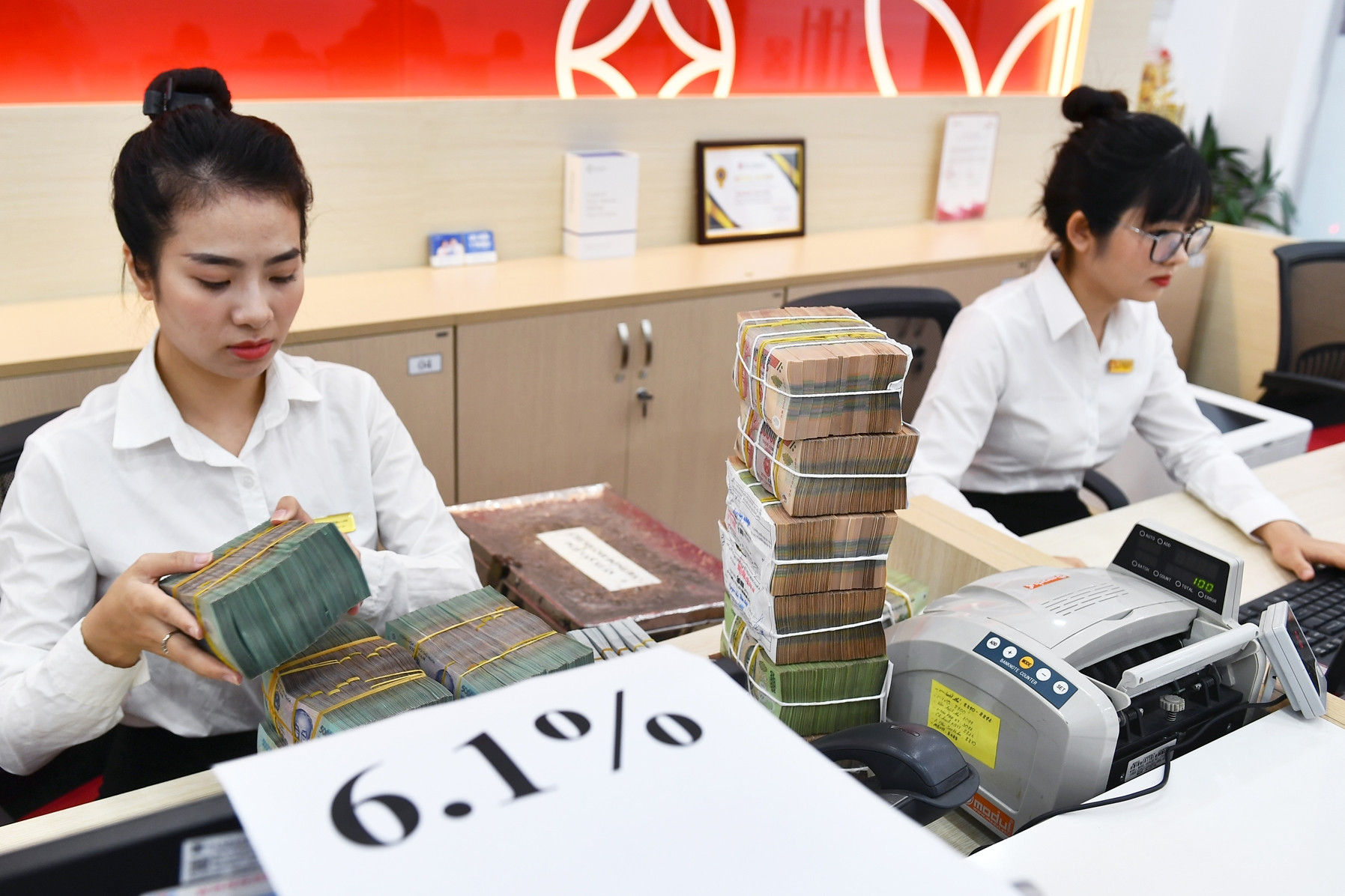 Nhà băng nào trả lãi suất không kỳ hạn cao nhất?