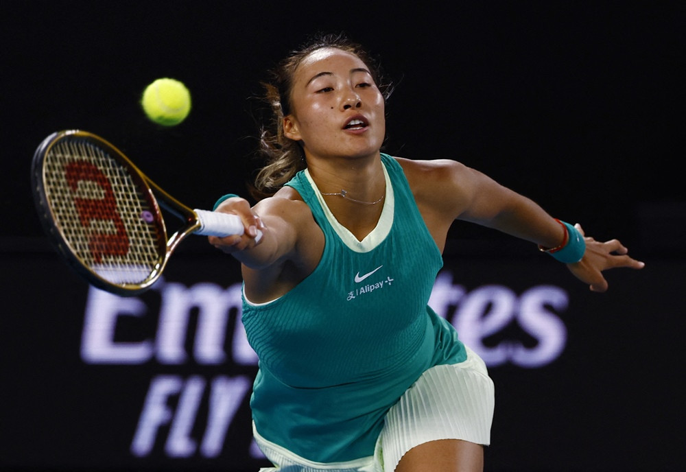 qinwen zheng v aryna sabalenka 5 copy.jpg