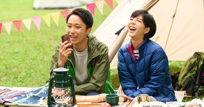 hen ho ngoai troi.jpg