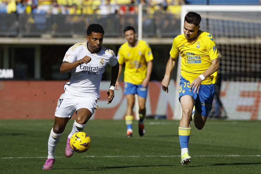 Kết quả bóng đá hôm nay 28/1/2024: Barca thua đau, Milan cưa điểm