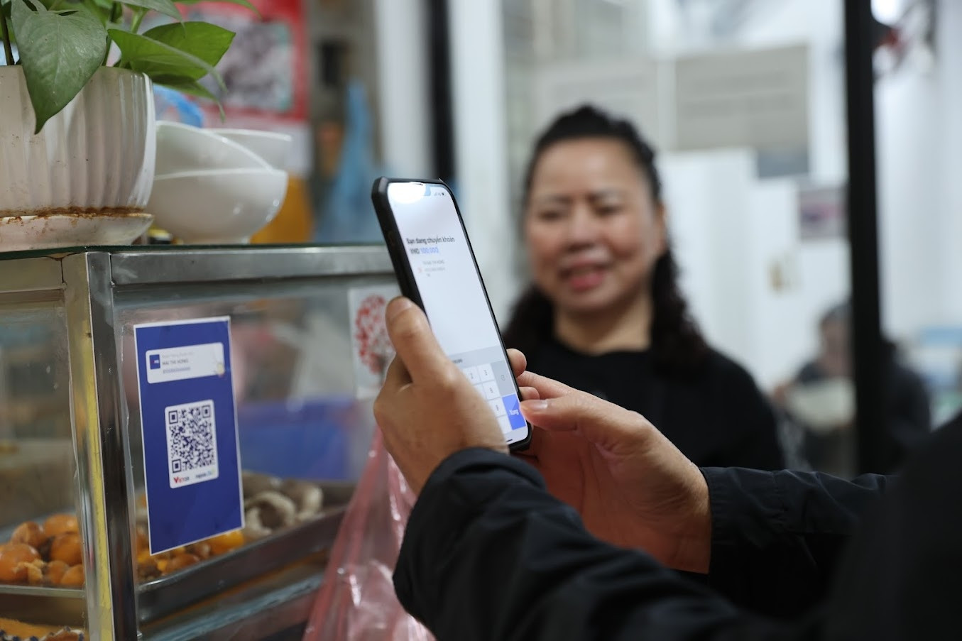 Bùng nổ thanh toán xuyên biên giới qua QR code