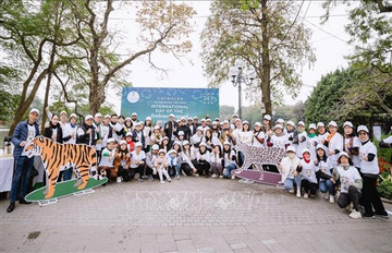 Diplomats in Hanoi call for conservation of Big Cats