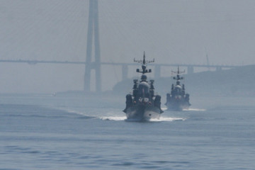 Tàu chiến Nga diễn tập chống tàu ngầm tại Biển Đông
