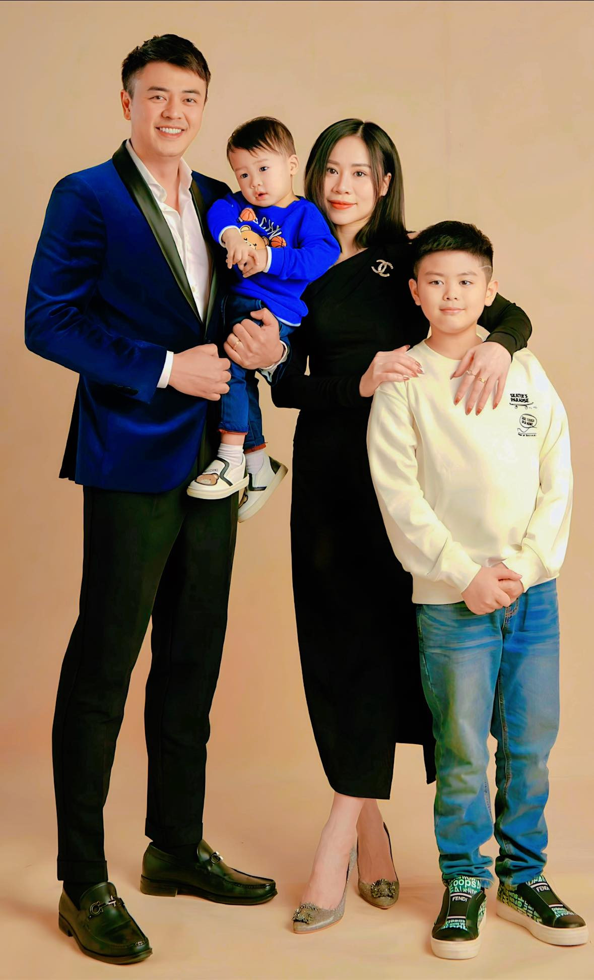 415500102 3675113672807607 902935044850156857 n.jpg