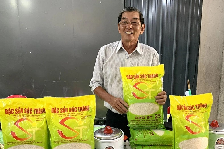 Bảo vệ danh hiệu “ngôi vương” gạo Việt Nam và vai trò các hợp tác xã