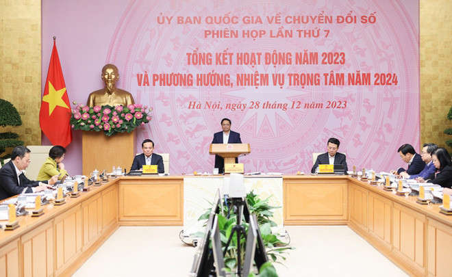 Thủ tướng Phạm Minh Chính, Chủ tịch Ủy ban quốc gia về chuyển đổi số chủ trì phiên họp thứ 7 của Ủy ban được tổ chức ngày 28/12/2023. 
