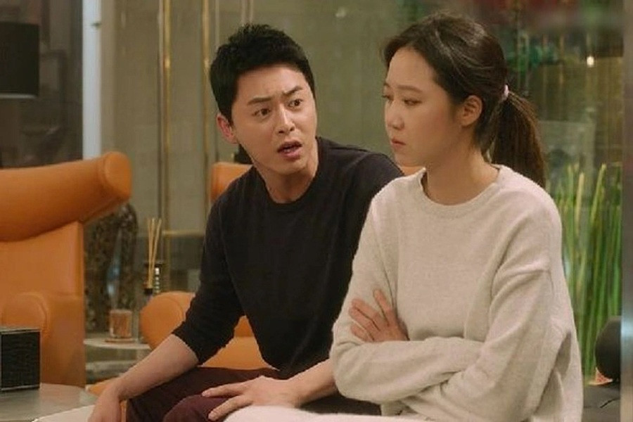 Tôi quá bất ngờ khi biết chồng đã làm giám đốc 5 năm - 1