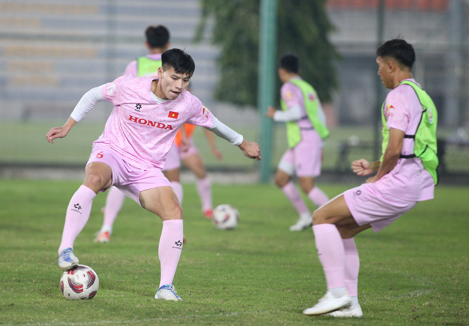 tuyen viet nam 2.jpg