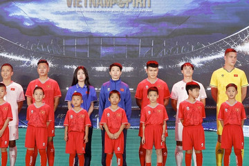 Tuyển Việt Nam diện áo mới ở Asian Cup 2024