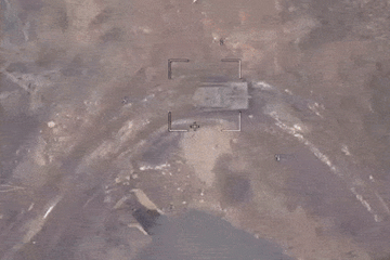 Video UAV cảm tử Nga tập kích xe tăng Leopard của Ukraine tại Donetsk