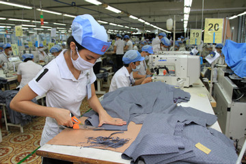 Vietnamese worker incomes rise by 6.9% in 2023