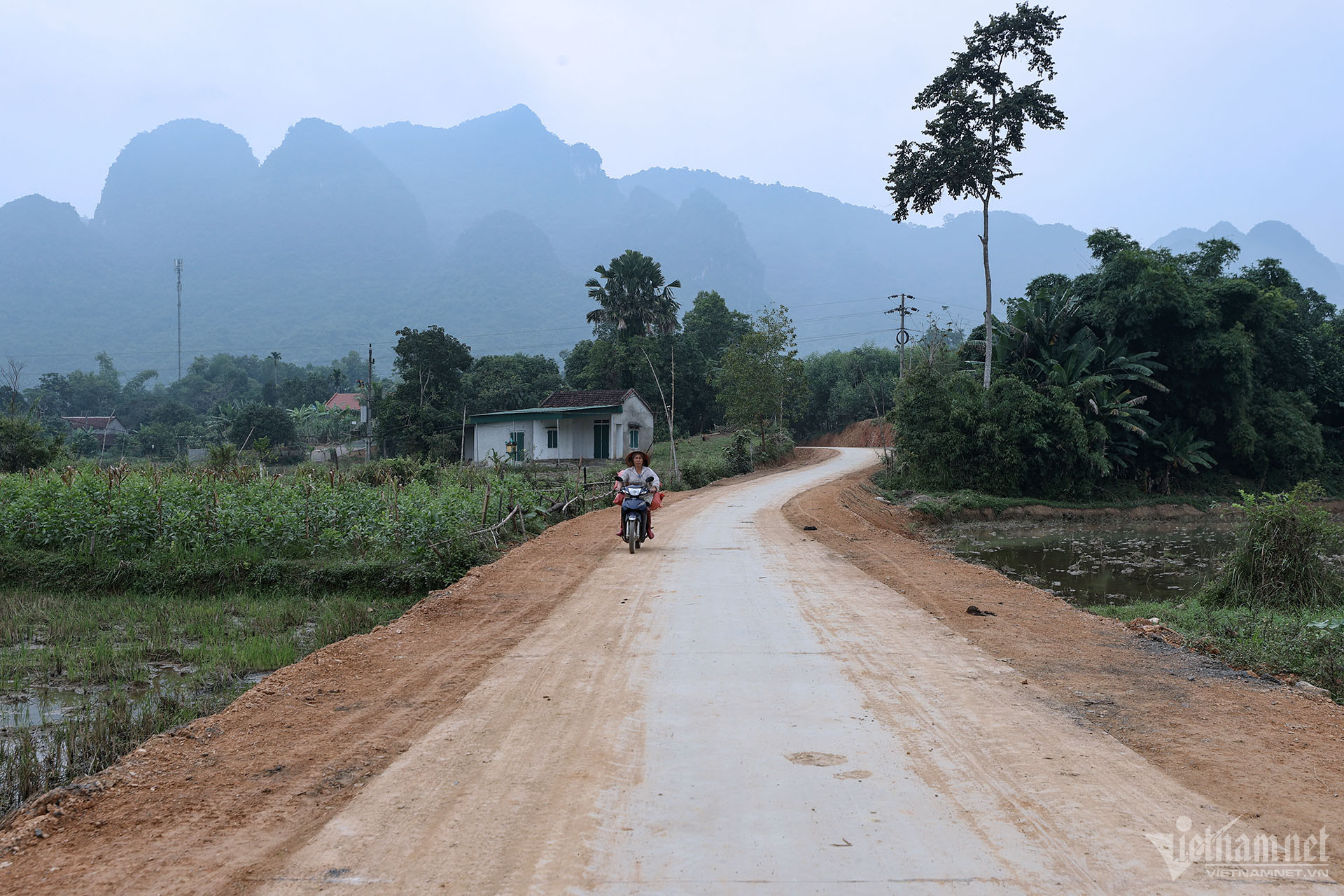 View - Những thay đổi thần tốc trên đà cán đích nông thôn mới ở xã miền núi tây Nghệ An