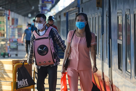 Ngành đường sắt tiếp tục bổ sung gần 2.000 chỗ phục vụ khách đi tàu dịp Tết