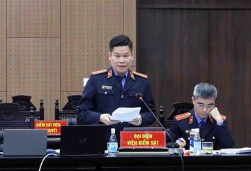 38 defendants in Viet A Case go on trial at Hanoi's People Court