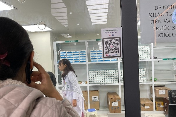 Gần 100% cơ sở khám, chữa bệnh ở Bình Định thực hiện thanh toán không tiền mặt