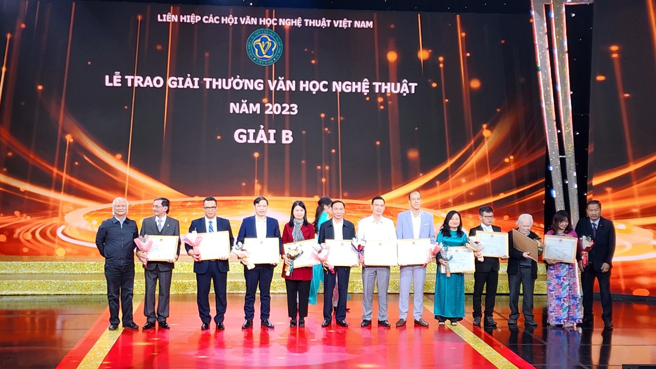 z5038810964794 707b75eb32317e4ab86cd66067b4d53b.jpg