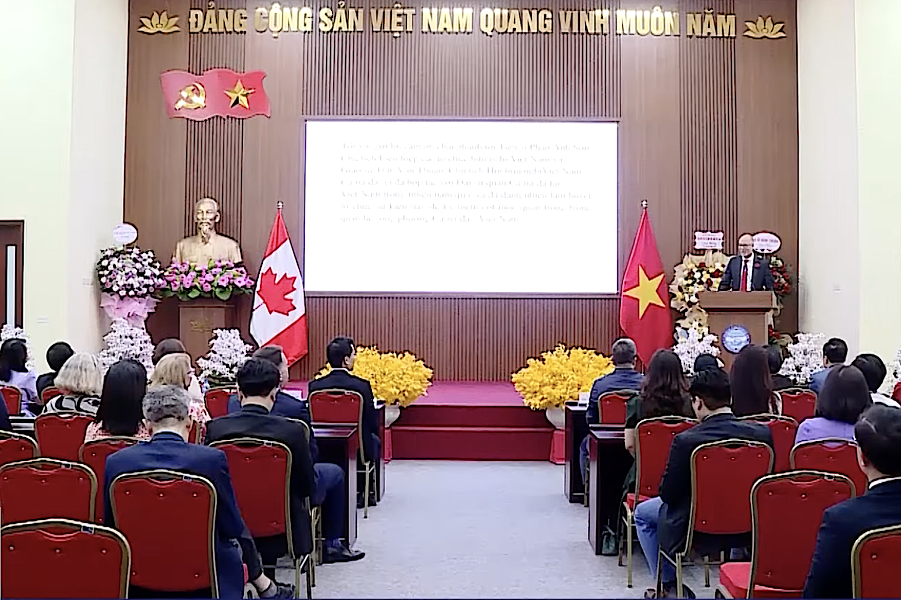 Đại sứ Phạm Quang Vinh: Sẽ tổ chức “Ngày Văn hóa Việt Nam tại Canada” ở một số thành phố lớn