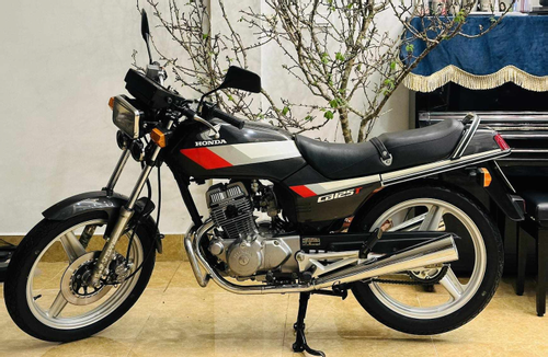 Hàng hiếm Honda CB125T 30 năm tuổi vẫn nguyên bản, từng có giá hơn 11 cây vàng
