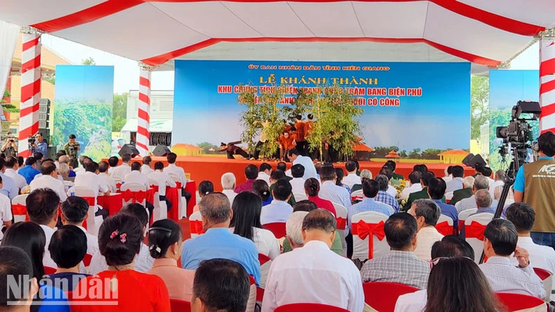 Kiên Giang: Khánh thành Khu chứng tích chiến tranh rừng tràm Bang Biện Phú và Đền thờ anh hùng liệt sĩ, người có công ảnh 2