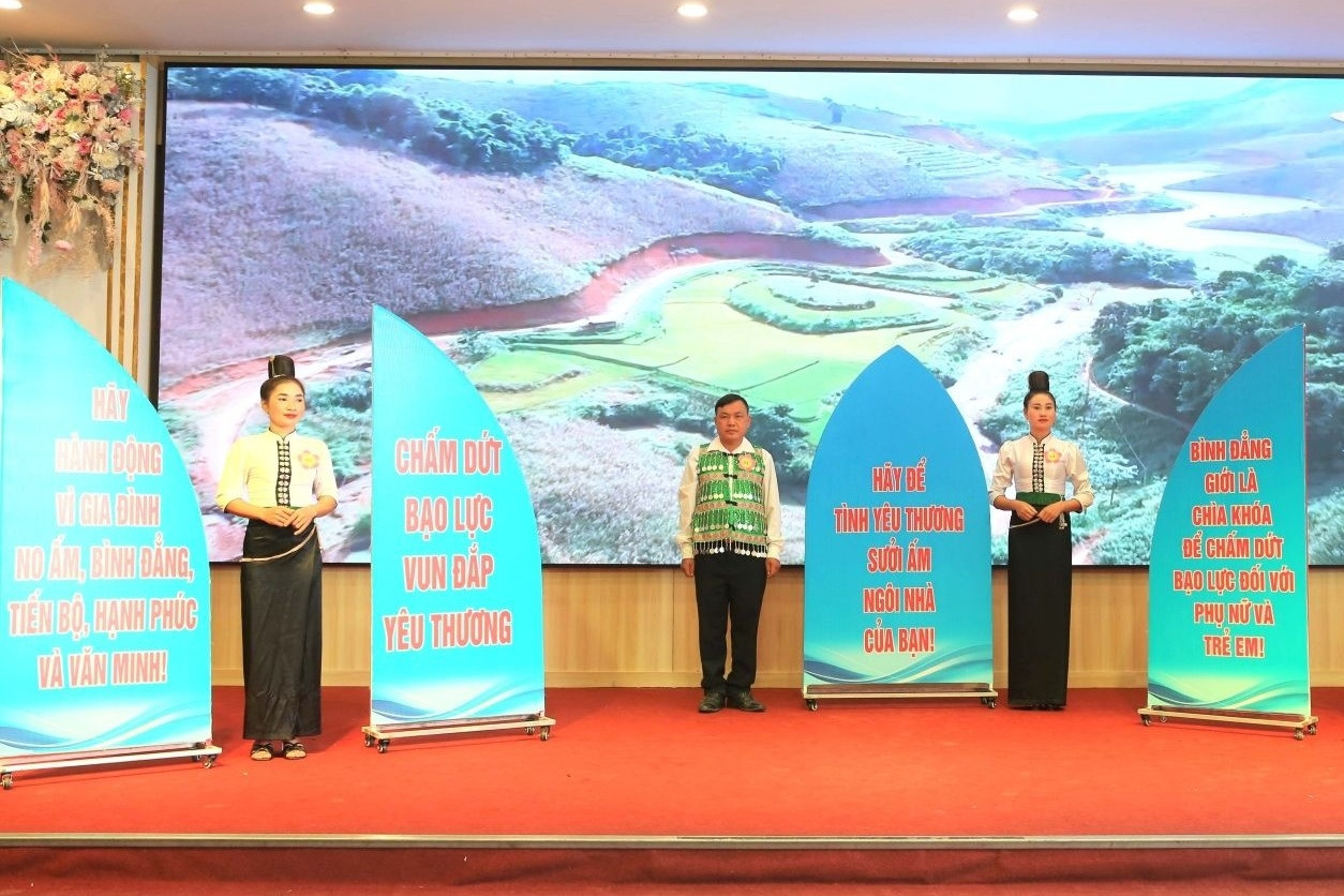 Sơn La: Tìm hiểu kiến thức Luật Phòng, chống bạo lực gia đình năm 2023