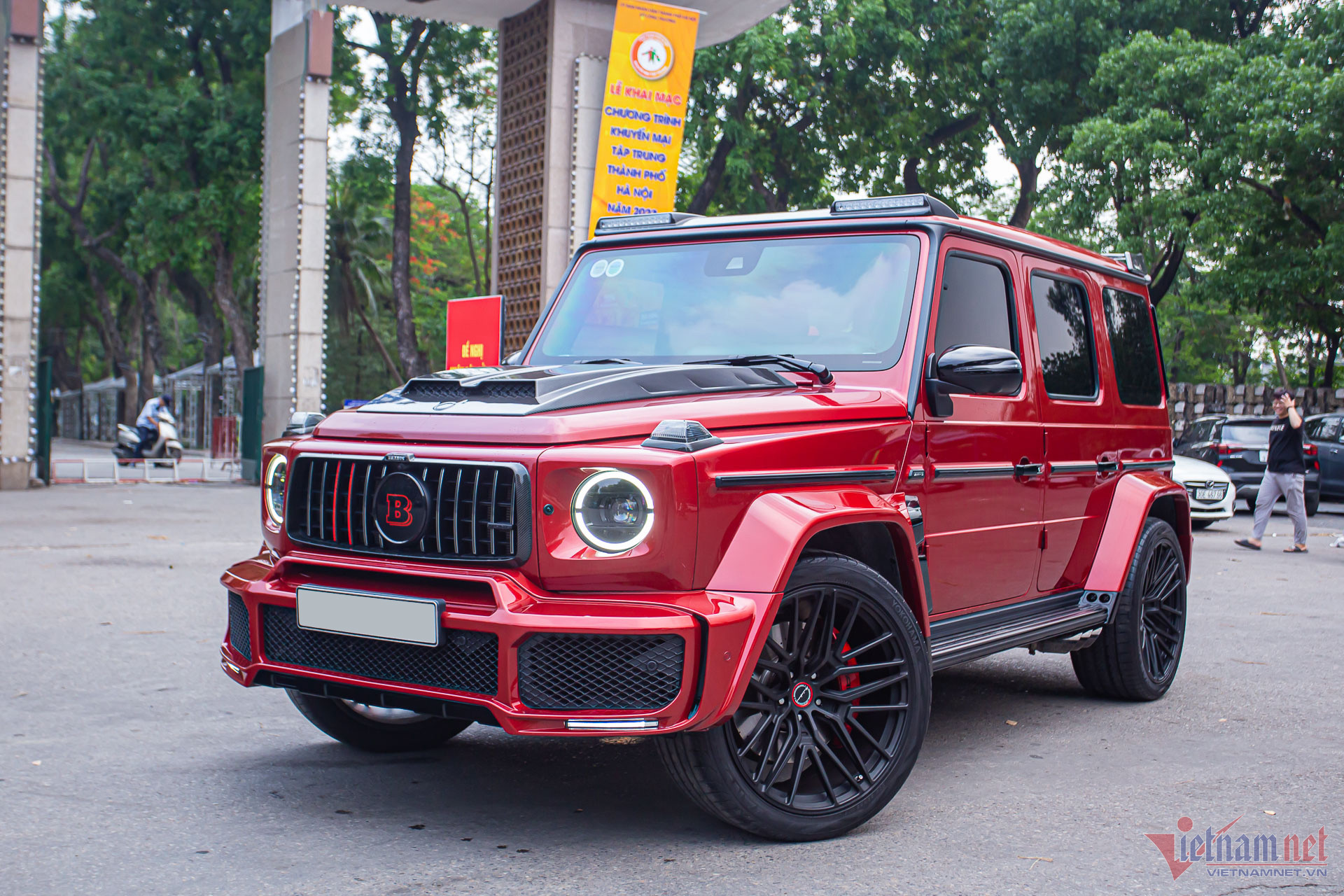 Đại gia Hà Nội độ Mercedes-AMG G 63, riêng bộ mâm đắt ngang 1 chiếc ô tô mới