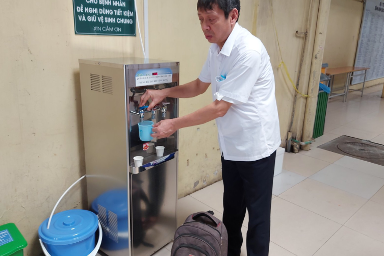 Ngành y đẩy mạnh giảm thải rác nhựa trong bệnh viện