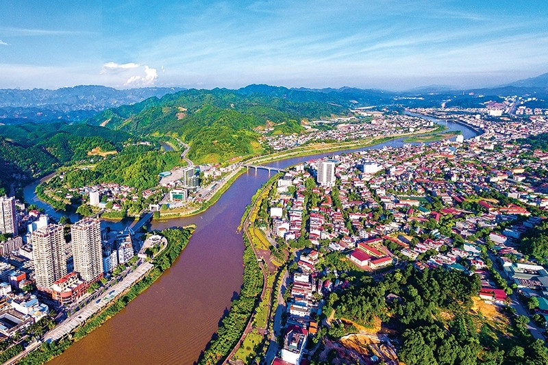 Thành phố biên giới nào ở nước ta trùng với tên tỉnh?