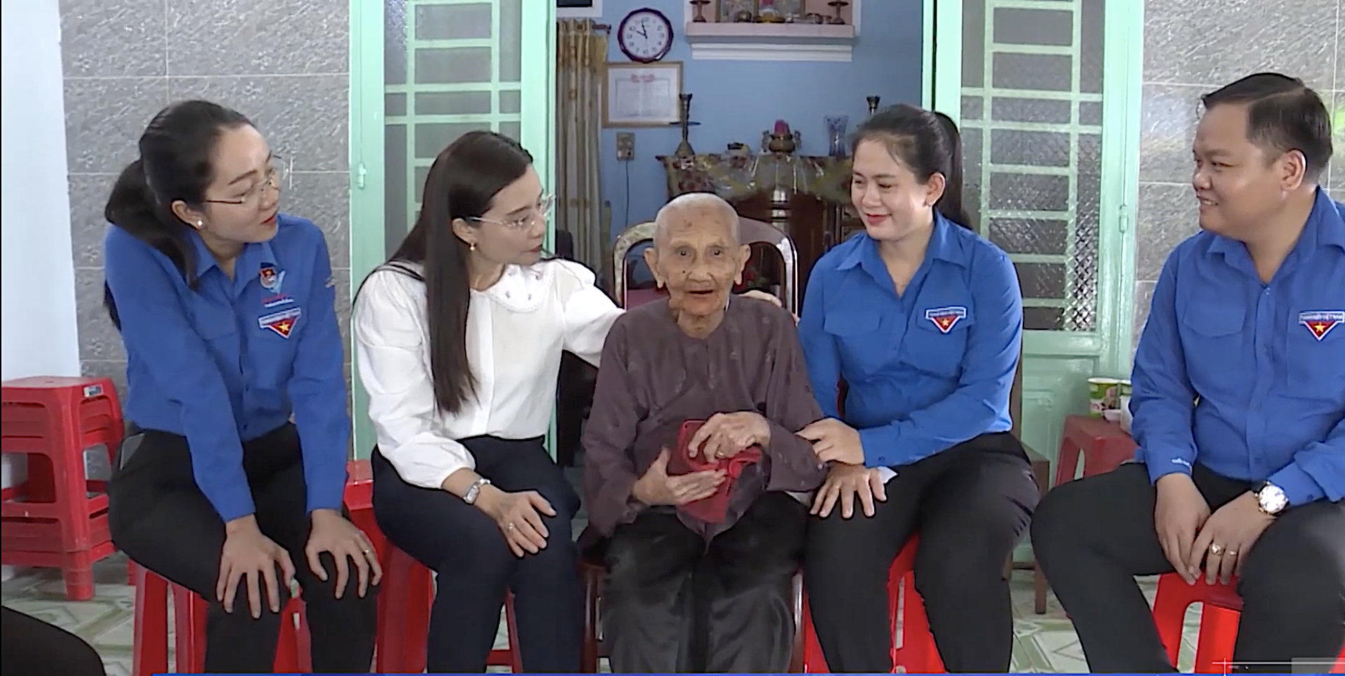 Ban hành Pháp lệnh Ưu đãi người có công với cách mạng