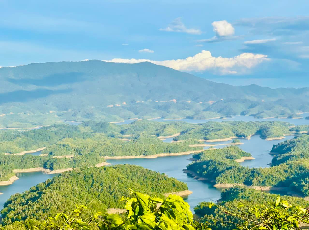Vuon quoc gia Ta Đung .jpg