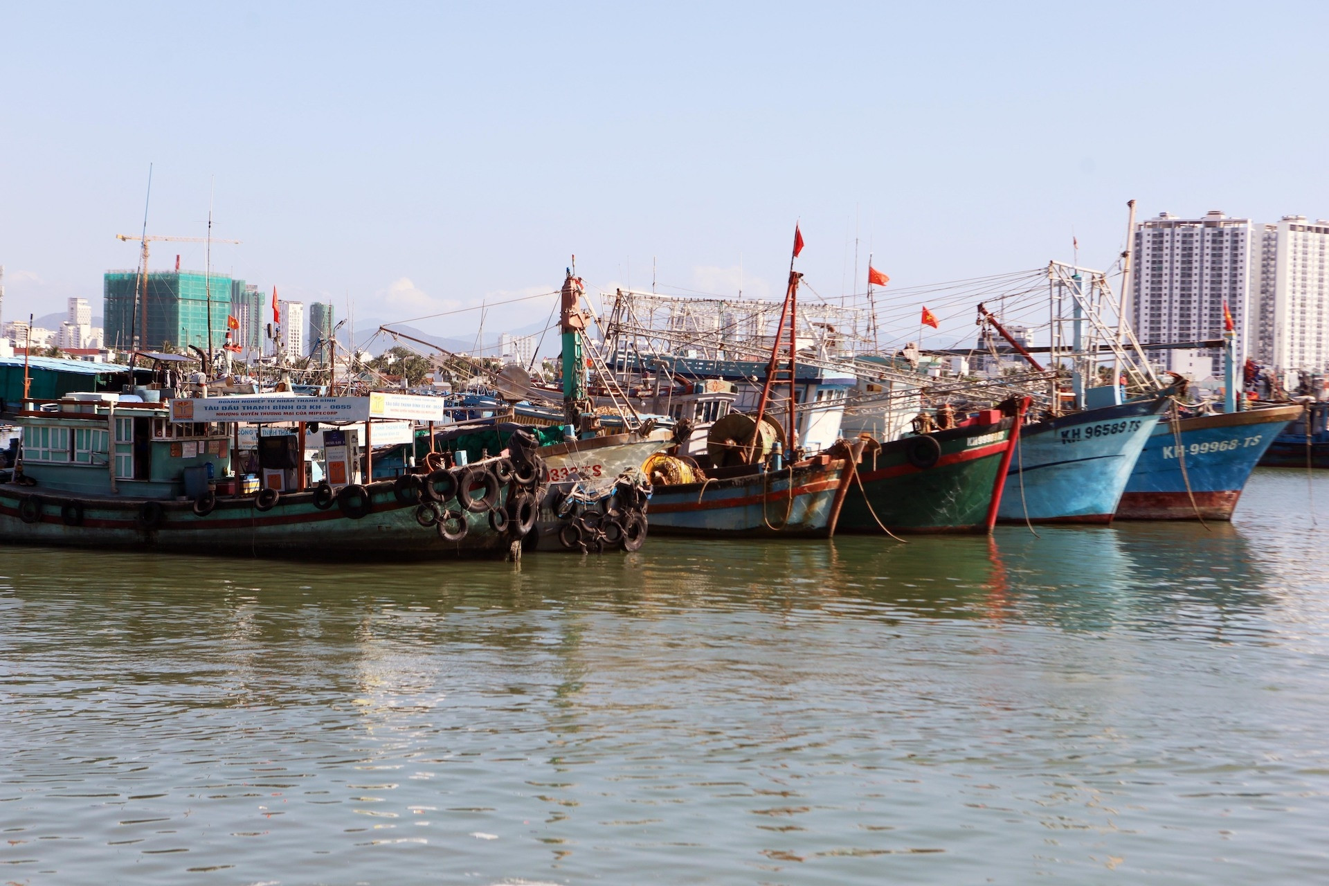 Đang khẩn trương làm rõ vụ tàu cá Việt Nam bị tấn công ở quần đảo Hoàng Sa