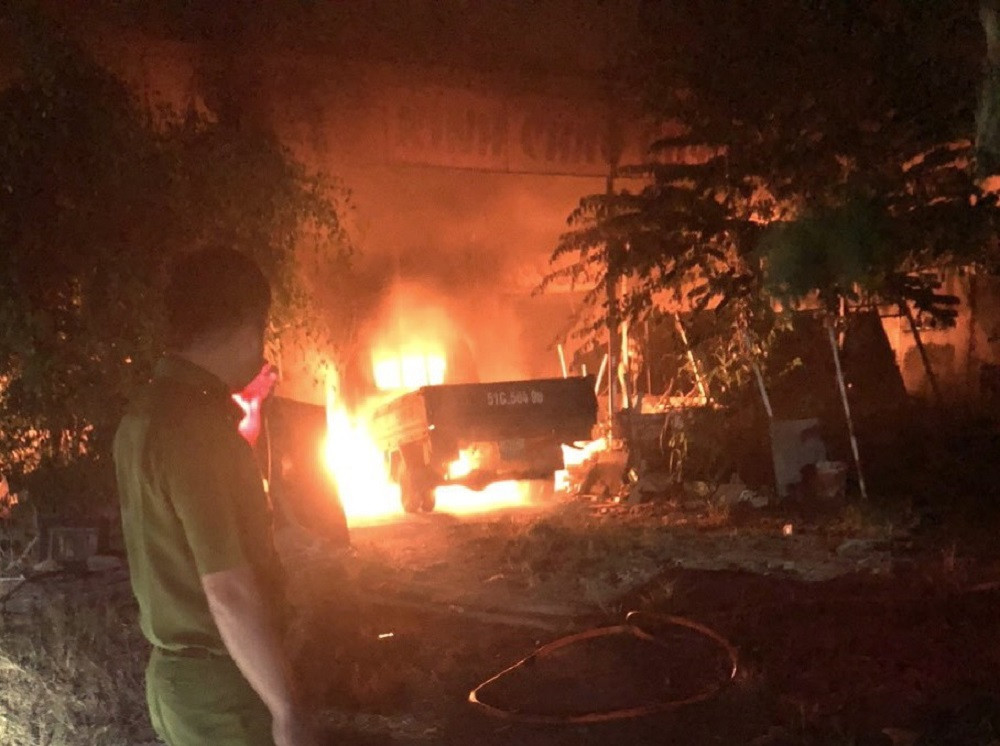 dot o to vi mon no 5 trieu dong.jpg