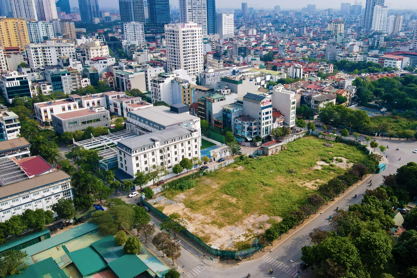 Hiện trạng lô đất vàng 4 mặt tiền bị yêu cầu thanh tra