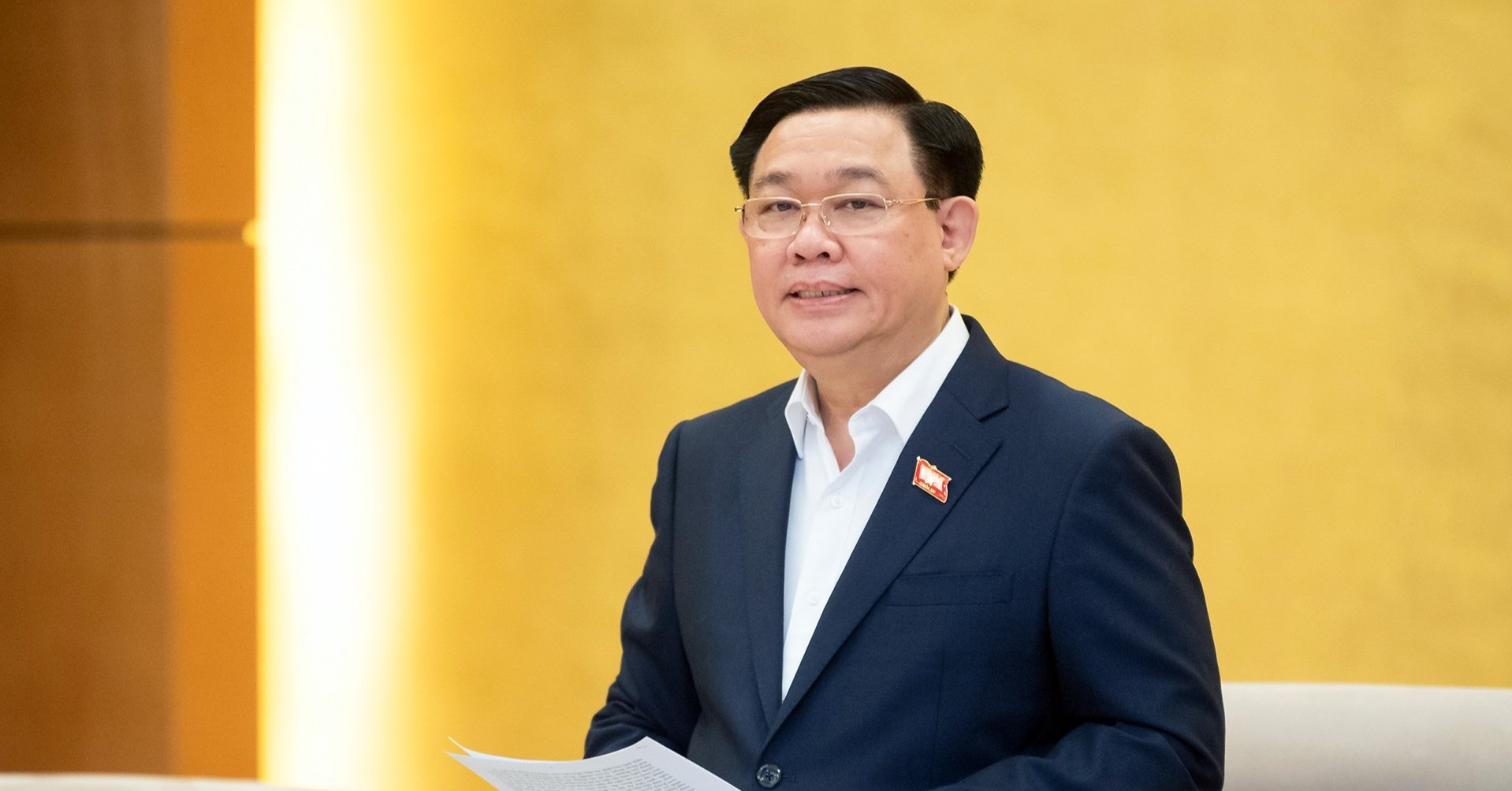 Trình Quốc hội xem xét, thông qua dự án Luật Đất đai tại kỳ họp bất thường