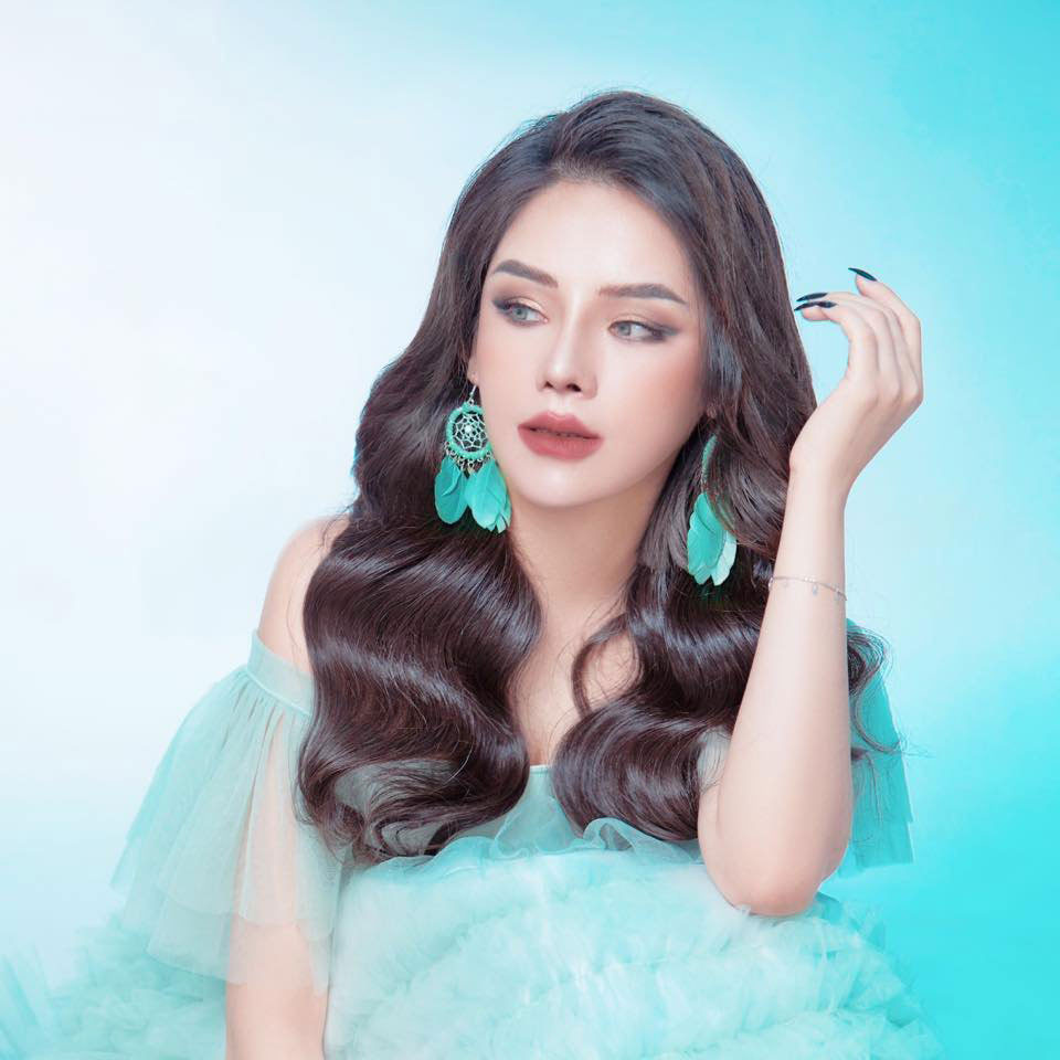 z5050529944071 d2a8e05c5be44b0d8f5bf3c3c57ec754.jpg