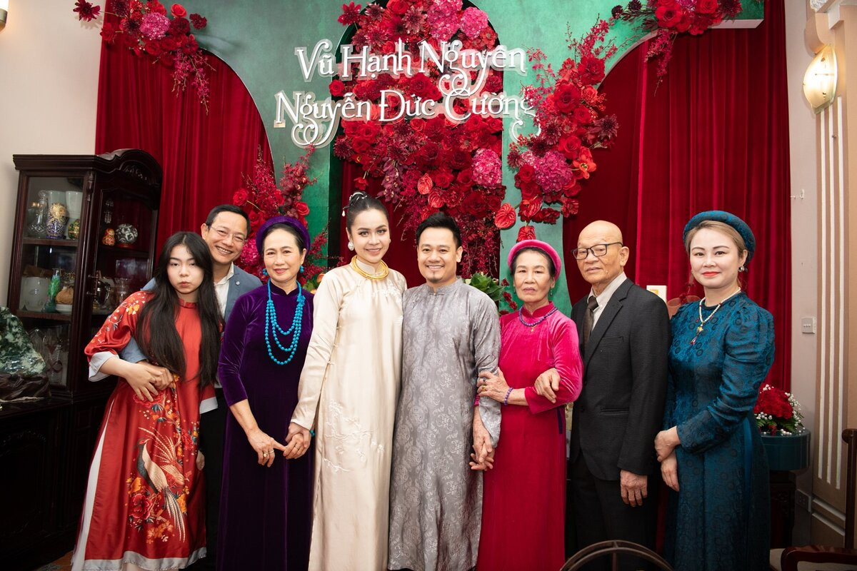 chi gai me vhn bo me ndc.jpg