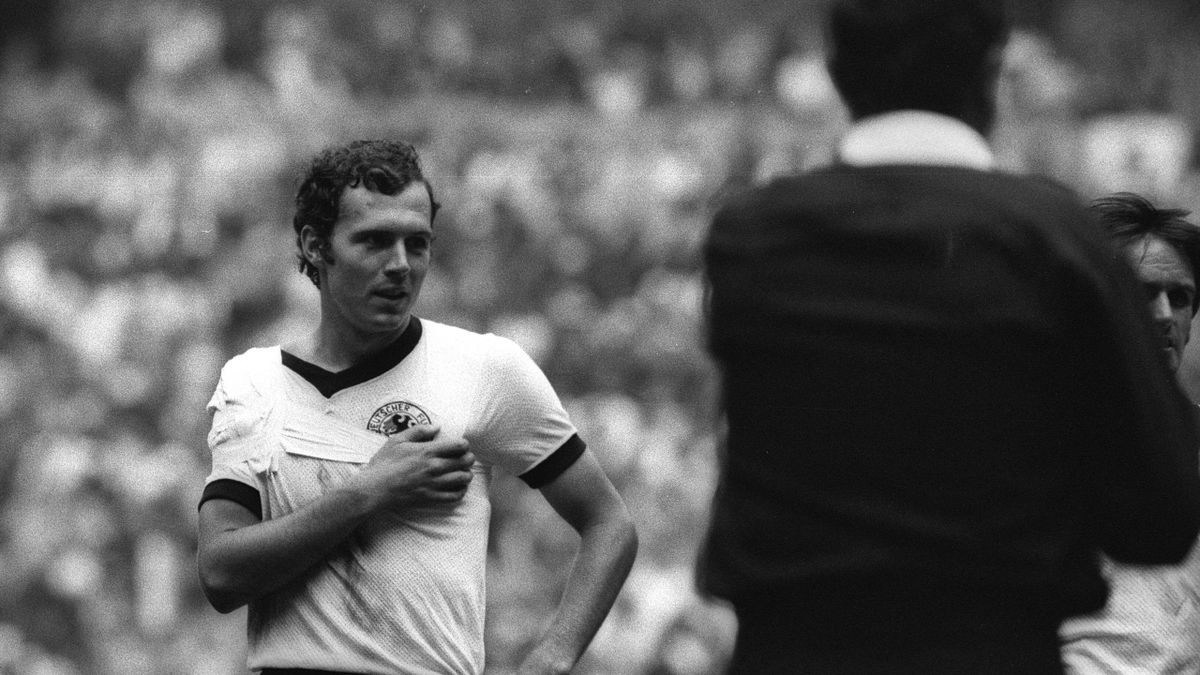 franz beckenbauer world cup 1970 2.jpg