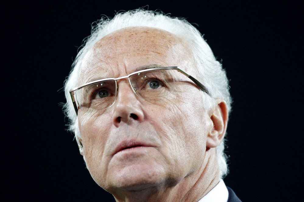Giới bóng đá tiếc thương sự ra đi của &apos;Hoàng đế&apos; Beckenbauer