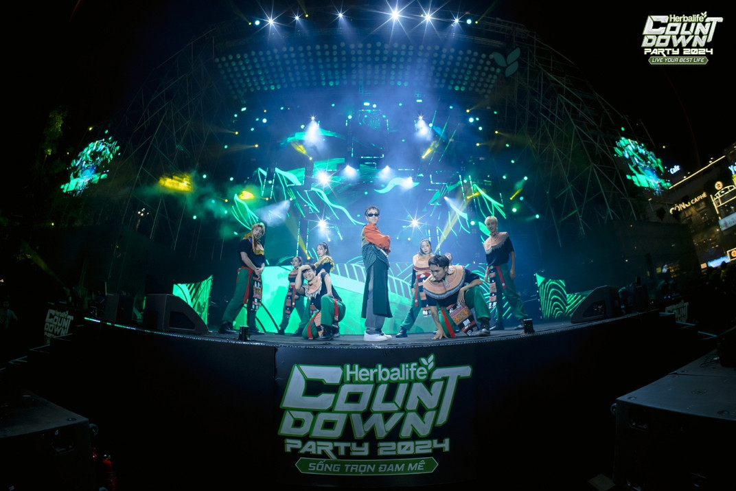 Hà Nội: Chào 2024 với nhạc hội Herbalife Countdown Party