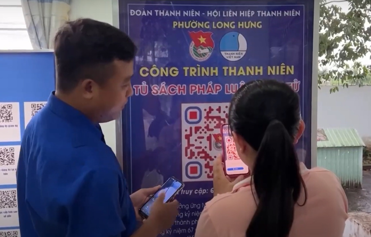 tu sach phap luat dien tu long hung can tho.jpg