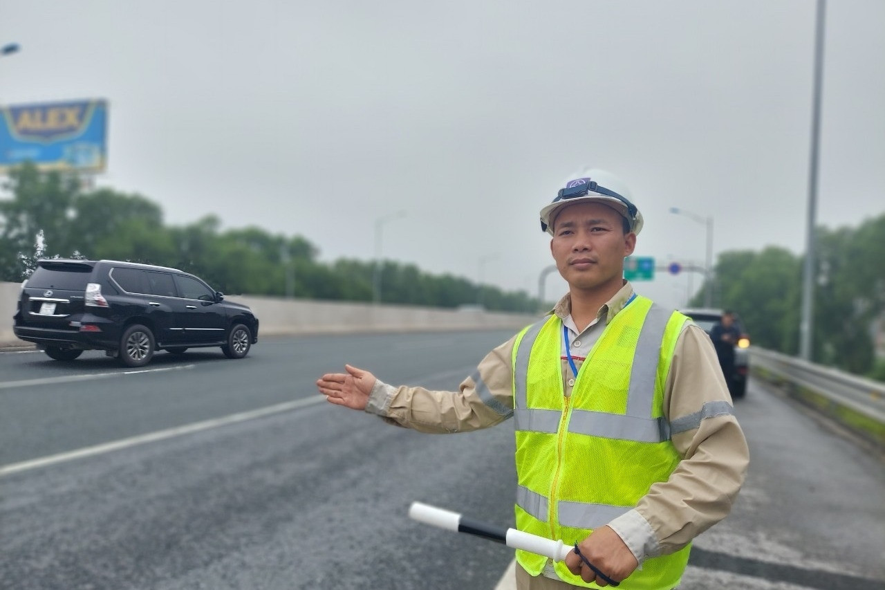 Tuần đường và chuyện bắt trâu trên cao tốc ngày Tết