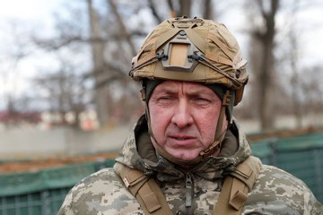 Ukraine bổ nhiệm tư lệnh bộ binh mới, Nga dọa trả đũa phương Tây