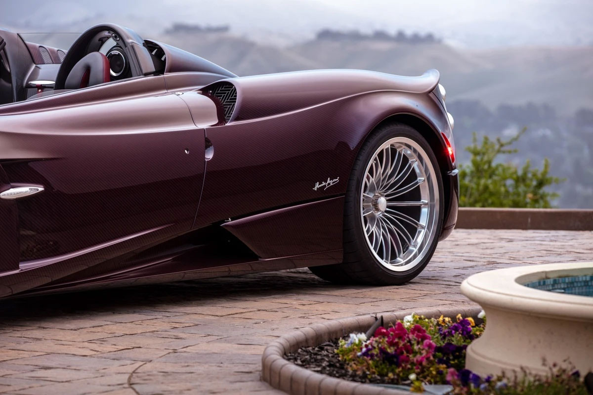 pagani huayra roadster il diavolo 8.jpg