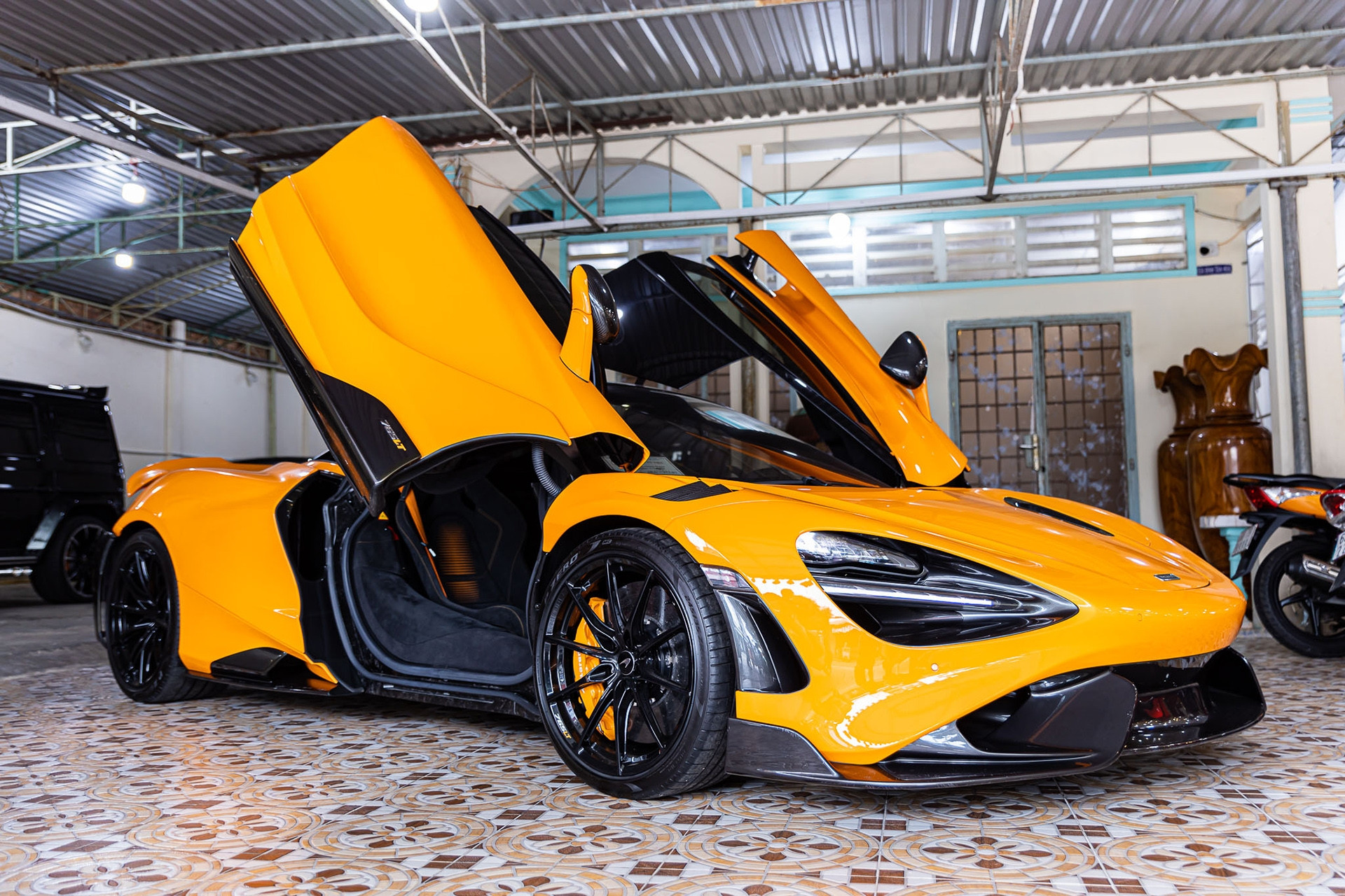 Siêu xe McLaren 765LT hơn 30 tỷ từng của đại gia Phú Quốc có gì đặc biệt?