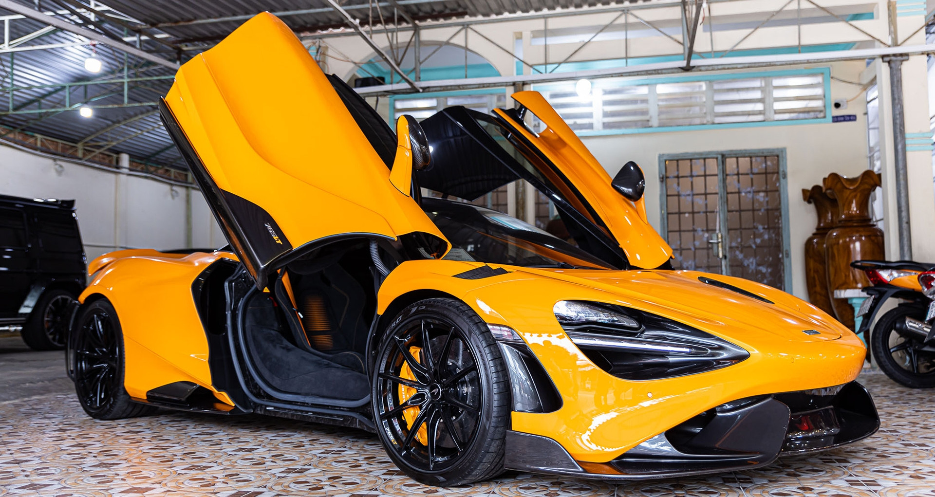 【エコ】 Siêu xe McLaren 765LT hơn 30 tỷ từng của đại gia Phú Quốc có gì
