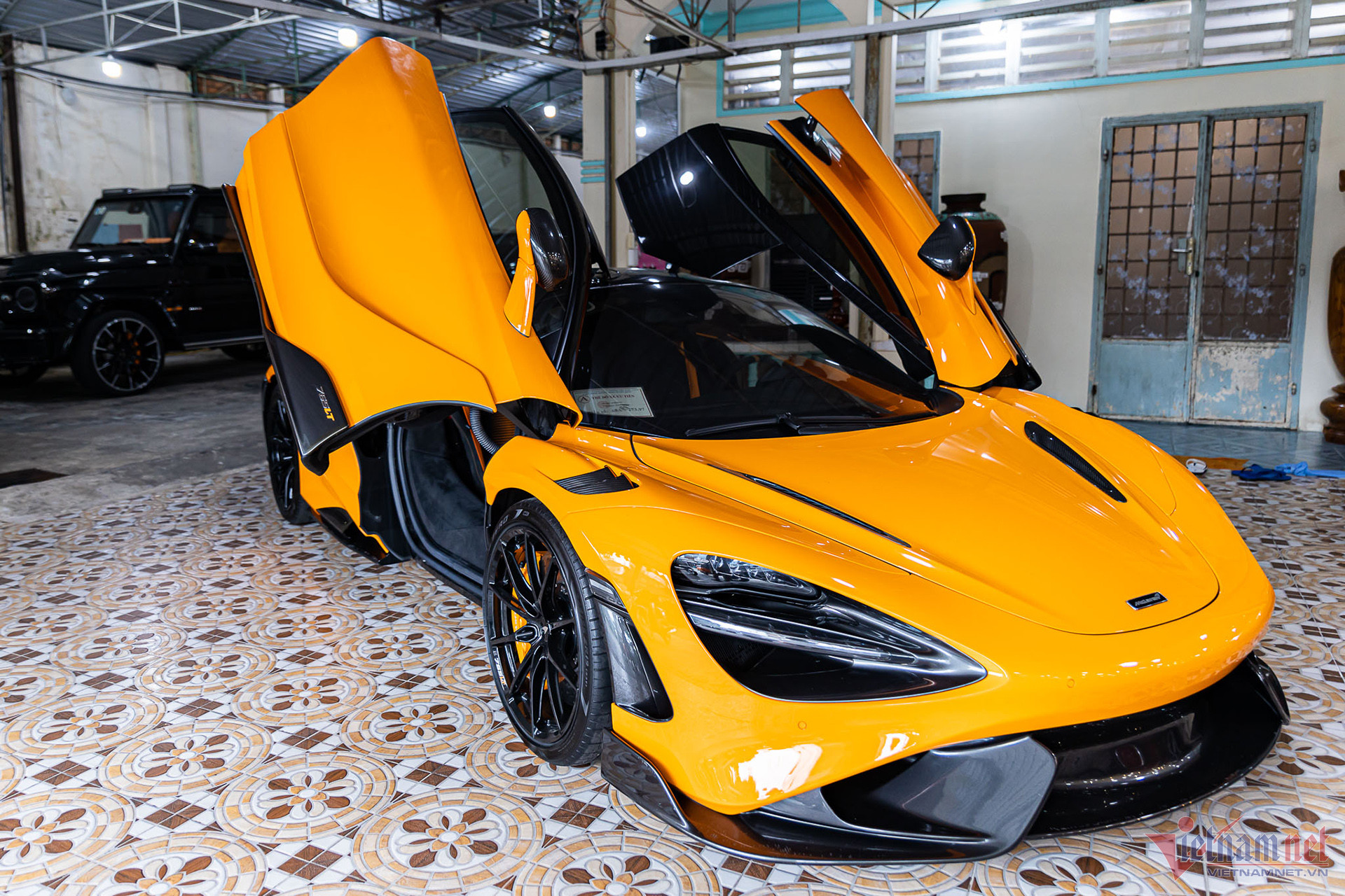 W-mclaren-765lt-1-1.jpg