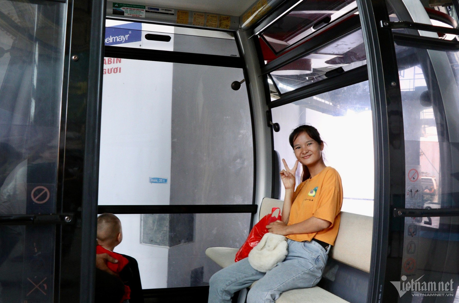 W-thiet-ke-chua-co-ten-4-1.jpeg