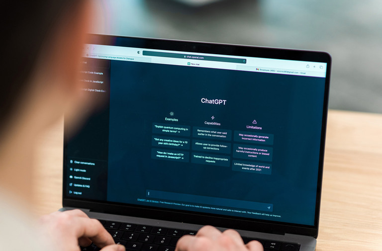 tri tue nhan tao 1 1 589.jpg