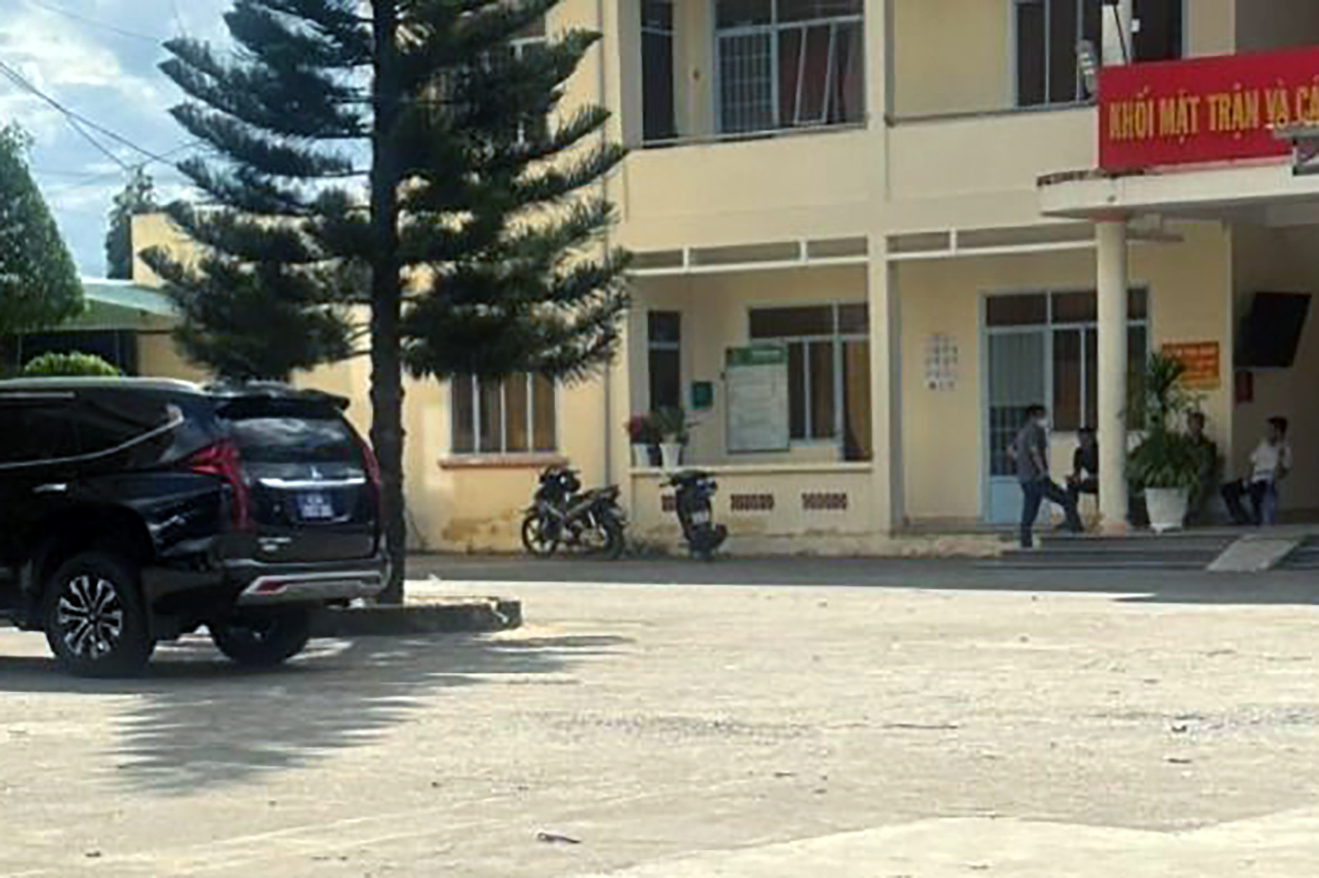 chu tich xa tu vong 1.jpeg