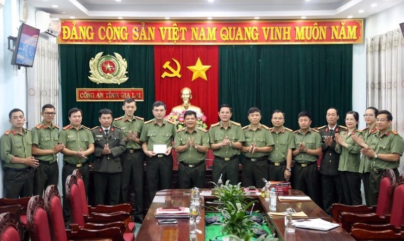 lua dao xuyen quoc gia 1.jpg