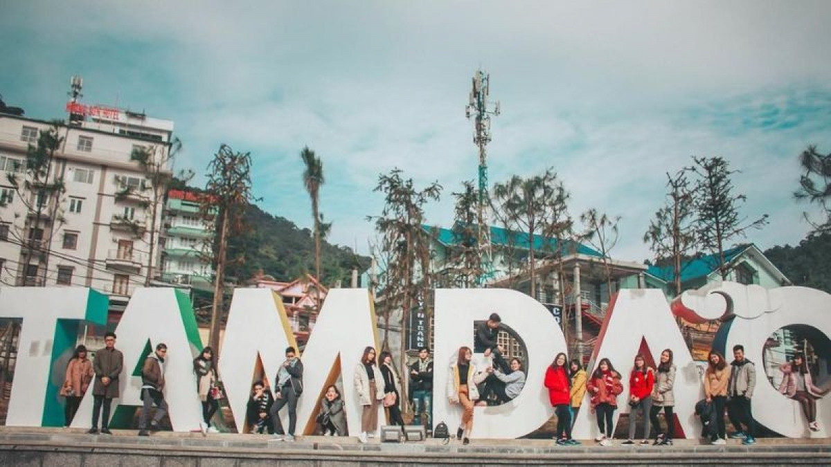 discovering major tourist destinations in northern vietnam picture 2